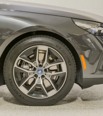 Michelin Pilot Sport All Season 4 tire side profile